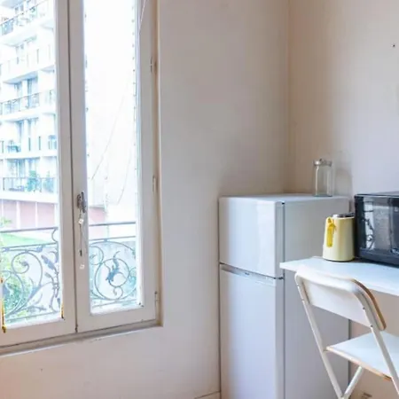 Calm Retreat Near Montrouge *
